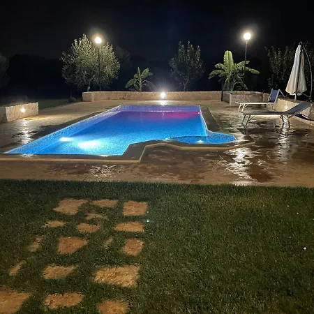 Trullo Parcomonsignore Con Piscina Privata * San Vito dei Normanni